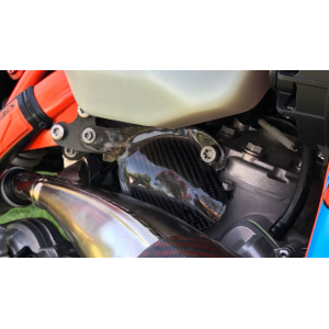 EXTREMECARBON Injektor Pumpa TPI Védő KTM EXC/SX 250/300 TPI 2018-2019 CARBON 17.C.01.E.0001