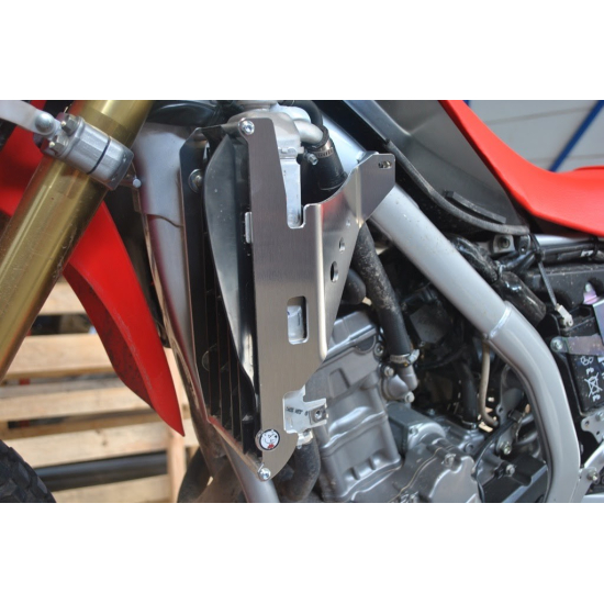 AXP Racing - Hűtővédő PIROS HONDA CRF250L 2013 - 2018