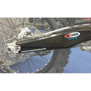 PRO-CARBON RACING KTM Lengőkarvédő - 125-től 450 SX-ig 2011-19